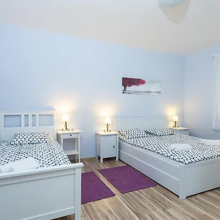Apartamento Perunika *